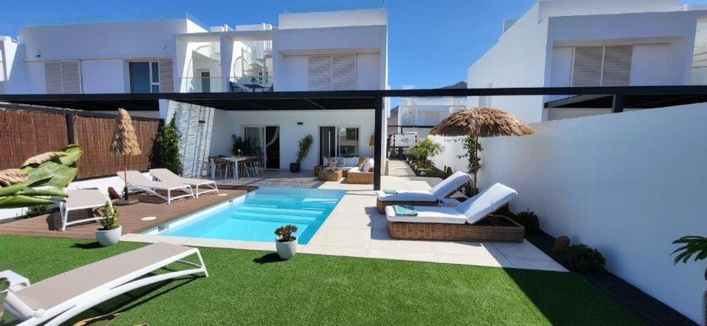 Serena Holiday Homes By Livvo Playa Blanca  Bagian luar foto