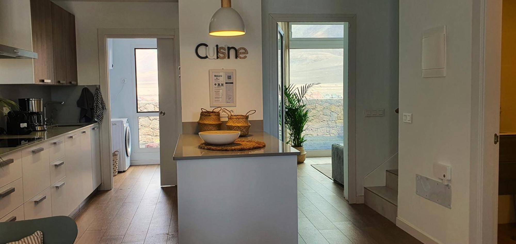 Serena Holiday Homes By Livvo Playa Blanca  Bagian luar foto